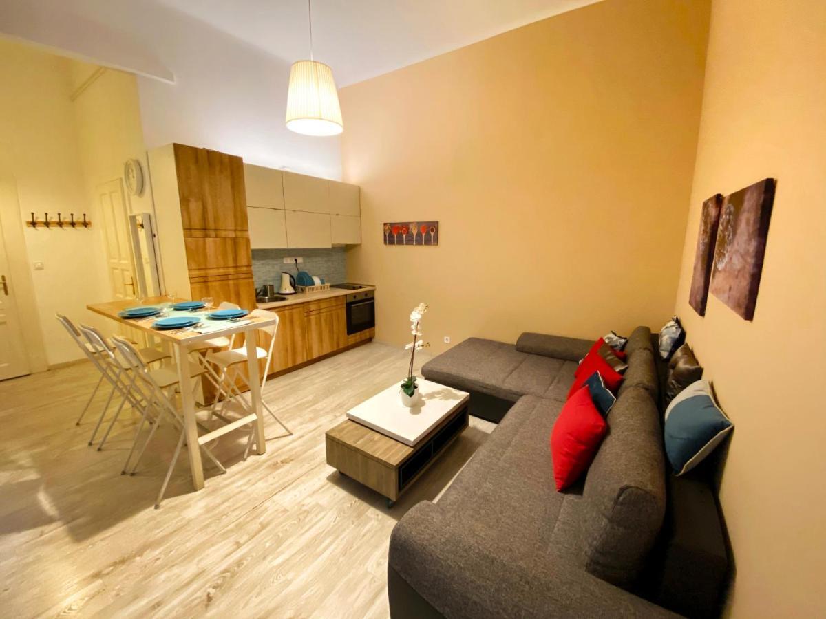Budapest Center Cozy Akacfa Luaran gambar