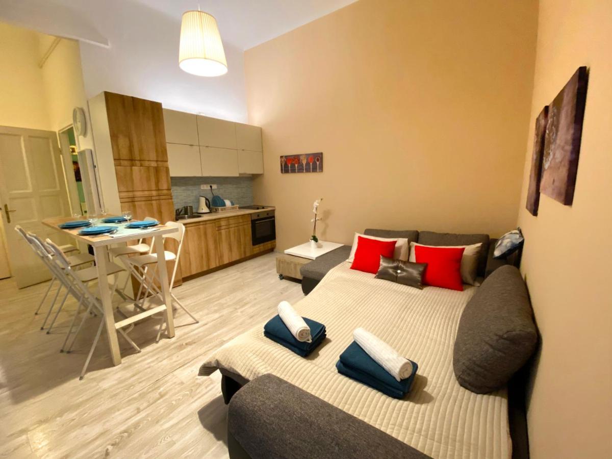 Budapest Center Cozy Akacfa Luaran gambar